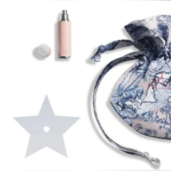 Miss Dior Blooming Bouquet Refillable Travel Spray & Pouch - Picture 4 of 4